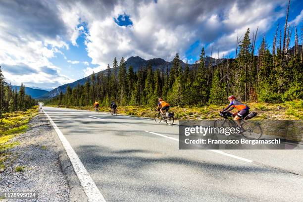 Straight Racing Path Straight (Racing) Photos and Premium High Res Pictures - Getty Images