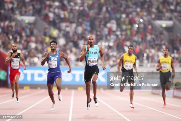 Steven Gardiner of the Bahamas competes in the Men's 400 metres final during day eight of 17th IAAF World Athletics Championships Doha 2019 at...