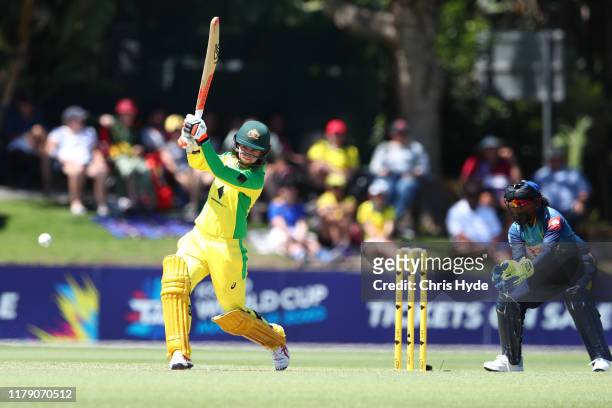 Rachael Haynes of Australia bats during the Australia v Sri Lanka Women's ODI Game 1 the at Allan Border Field on October 05, 2019 in Brisbane,...