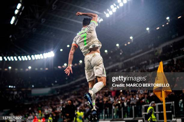 Juventus' Portuguese forward Cristiano Ronaldo celebrates scoring his team's second goal during the Italian Serie A football match between Juventus...