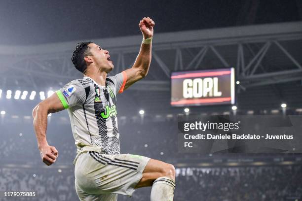 Cristiano Ronaldo of Juventus celebrates after his goal of 2-1 during the Serie A match between Juventus and Genoa CFC at Allianz Stadium on October...