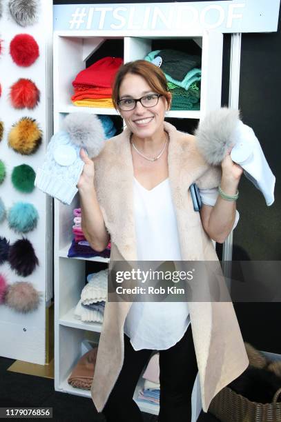 Amy Jo Johnson attends Backstage Creations Celebrity Retreat at New York Comic Con on October 04, 2019 in New York City.