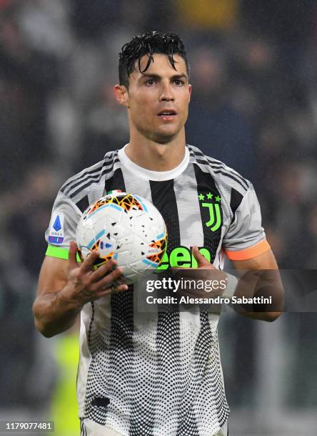 Dominic Rinaldo Ball 29,604 Ronaldo Ball Stock Photos, High-Res Pictures, and Images - Getty ...