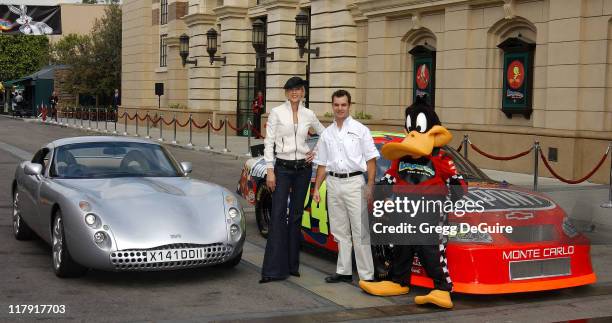 Jenna Elfman, Jeff Gordon and Daffy Duck during Jeff Gordon and Jenna Elfman Team Up to Unveil a Race Car, Pace Car and Spy Car at Warner Bros....