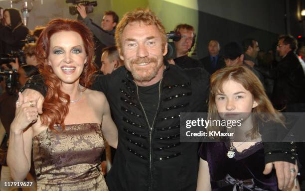 Danny Bonaduce with wife Gretchen and daughter Isabella