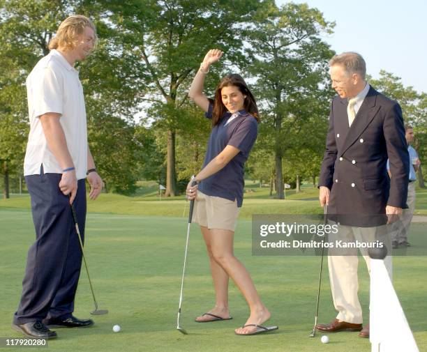 Jeremy Shockey, Jamie-Lynn Sigler and Tommy Hilfiger