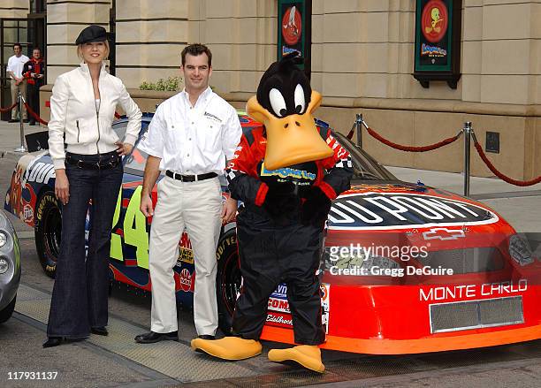 Jenna Elfman, Jeff Gordon and Daffy Duck during Jeff Gordon and Jenna Elfman Team Up to Unveil a Race Car, Pace Car and Spy Car at Warner Bros....
