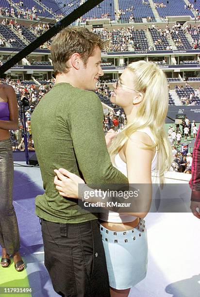 Jessica Simpson with Nick Lachey of 98 Degrees