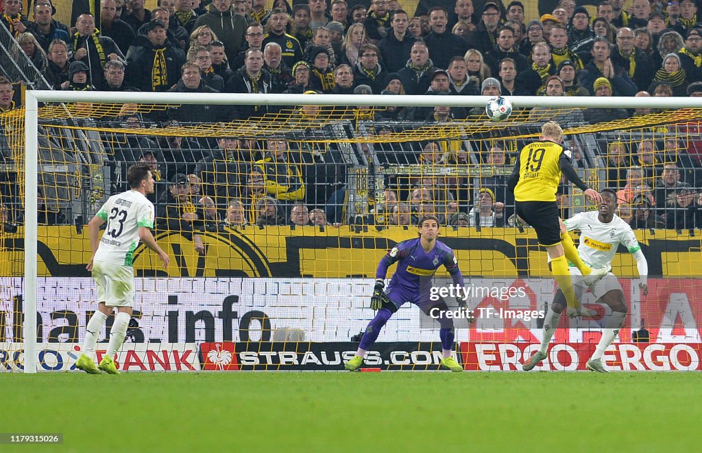 Borussia Dortmund v Borussia Moenchengladbach - DFB Cup