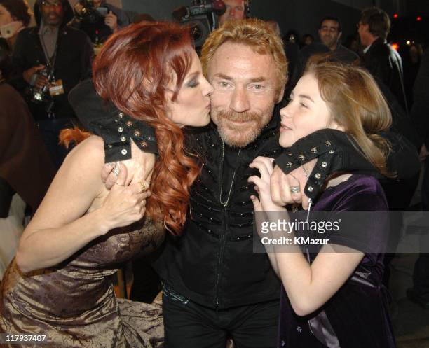 Danny Bonaduce with wife Gretchen and daughter Isabella
