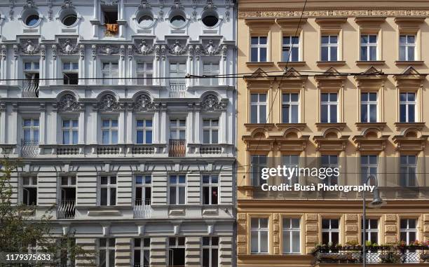 facades of pre-war residential buildings in the district of mitte, berlin, germany - fassade stock-fotos und bilder