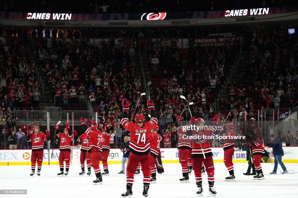 NHL: OCT 29 Flames at Hurricanes