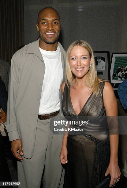 1,005 Amani Toomer Photos & High Res Pictures - Getty Images