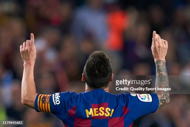 Lionel Messi of FC Barcelona celebrates his goal during the Liga match between FC Barcelona and Sevilla FC at Camp Nou on October 06, 2019 in...