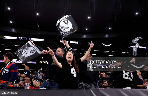 Oakland Raiders fans show their support during the match between the Chicago Bears and Oakland Raiders at Tottenham Hotspur Stadium on October 06,...