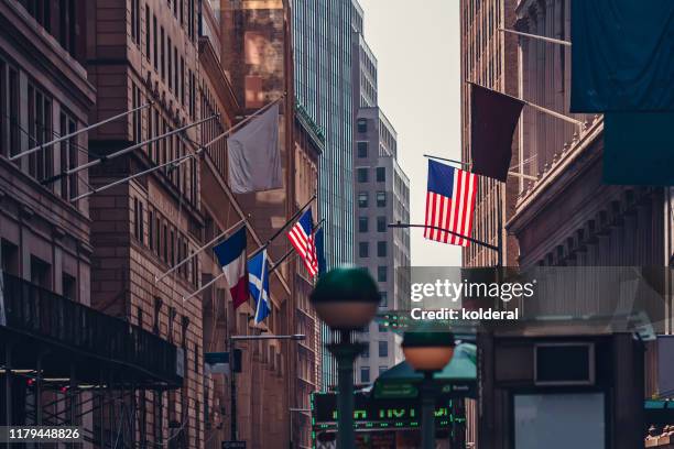 wall street - nasdaq building stock pictures, royalty-free photos & images