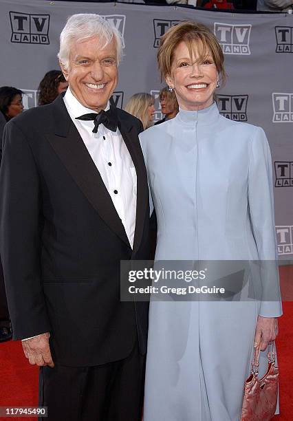 Dick Van Dyke and Mary Tyler Moore during TV Land Awards: A Celebration of Classic TV - Arrivals at Hollywood Palladium in Hollywood, California,...