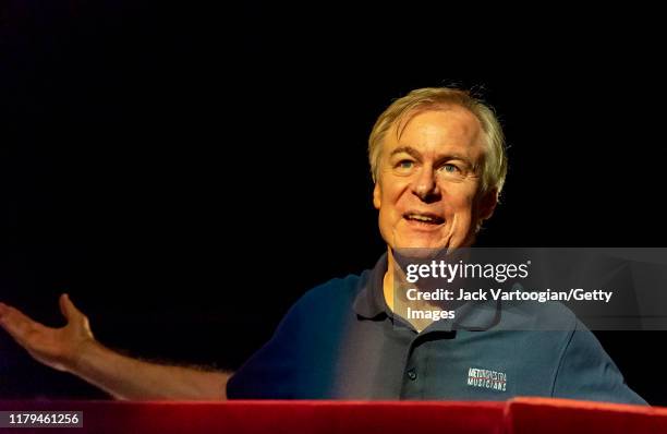 American conductor David Robertson takes a bow at the final dress rehearsal prior to the premiere of the new Metropolitan Opera, Dutch National...