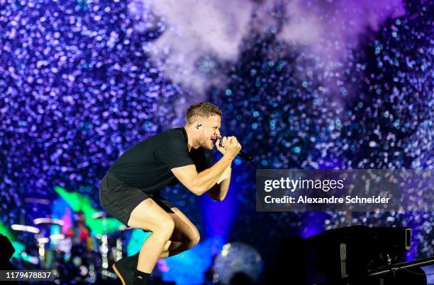 Dan Reynolds of Imagine Dragons performs on stage during Rock in Rio 2019 - Day 7 at Cidade do Rock on October 06, 2019 in Rio de Janeiro, Brazil.