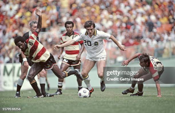 Francois Van der Elst of the New York Cosmos in action during the 1980 Soccer Bowl NASL match against Fort Lauderdale Strikers at RFK Stadium on...