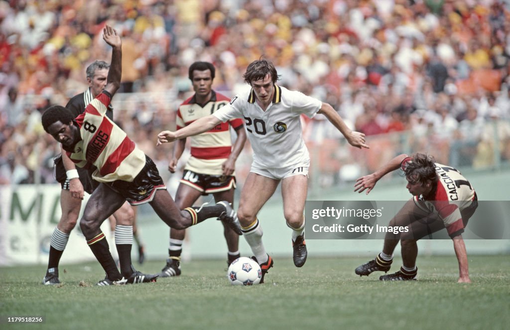 Francois Van der Elst New York Cosmos 1980