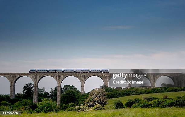 craigmore viaduct, co armagh, northern ireland - railway bridge foto e immagini stock