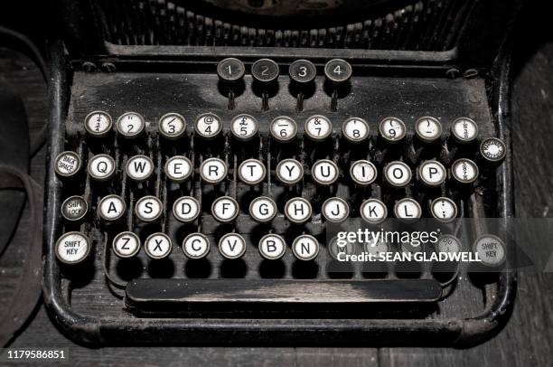 vintage typewriter - old typewriter stock pictures, royalty-free photos & images