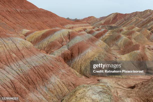 amazing landscape of china's rainbow mountain in danxia landform, zhangye, china - rainbow mountains china stock pictures, royalty-free photos & images