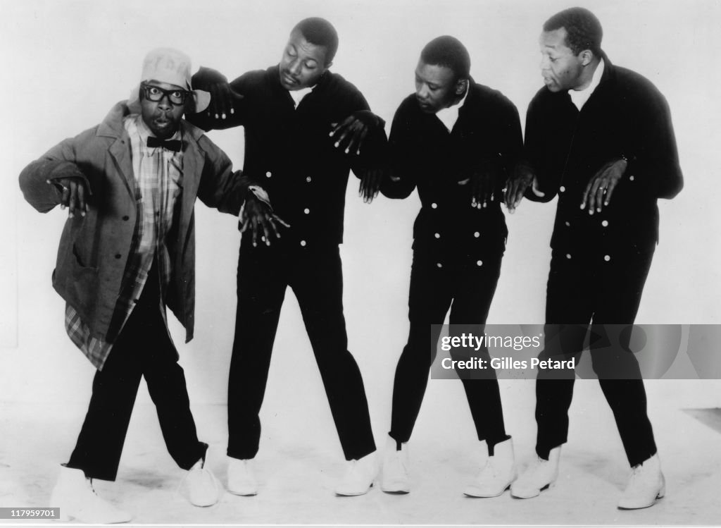 The Rigtons The Rivingtons pose for a studio group portrait, USA, 1965. News Photo ...