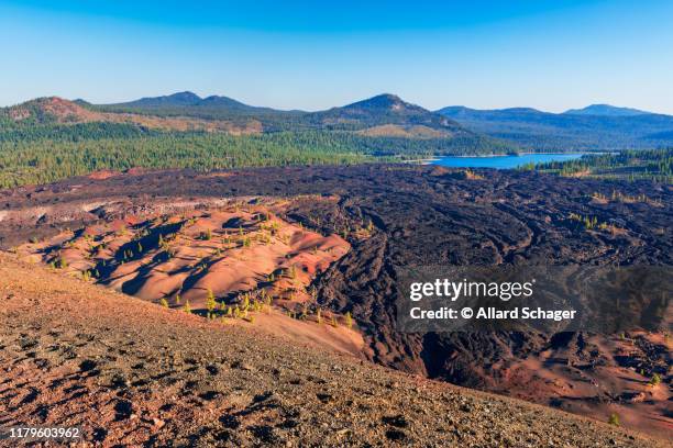 painted dunes and snag lake in lassen volcanic national park - californië stock pictures, royalty-free photos & images