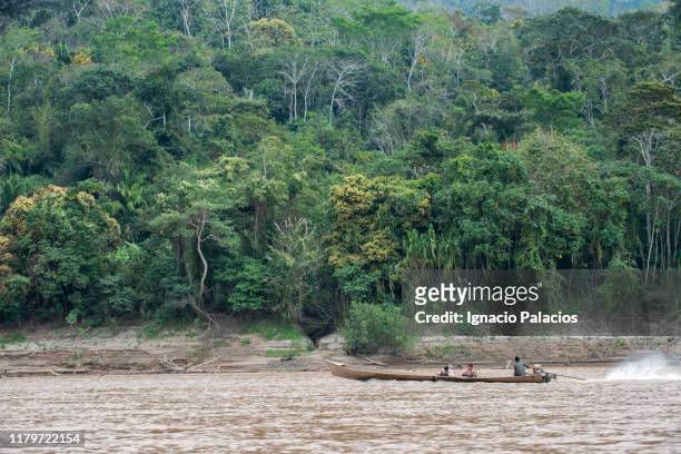 boat, amazon rain forest, bolivia - bolivia fotografías e imágenes de stock