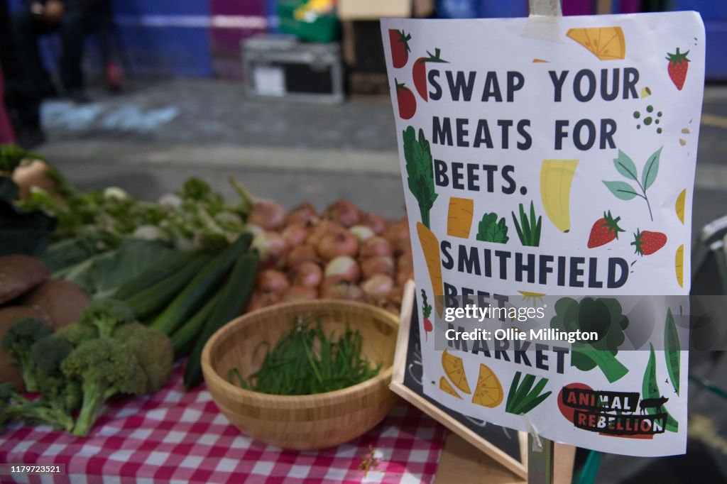 Animal Rebellion Occupy Smithfield Meat Market