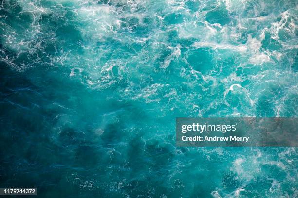 turquoise blue sea water wave pattern, aerial view, australia - sydney beaches stock-fotos und bilder