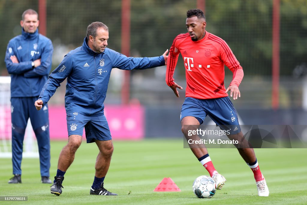 FC Bayern Muenchen - Training Session