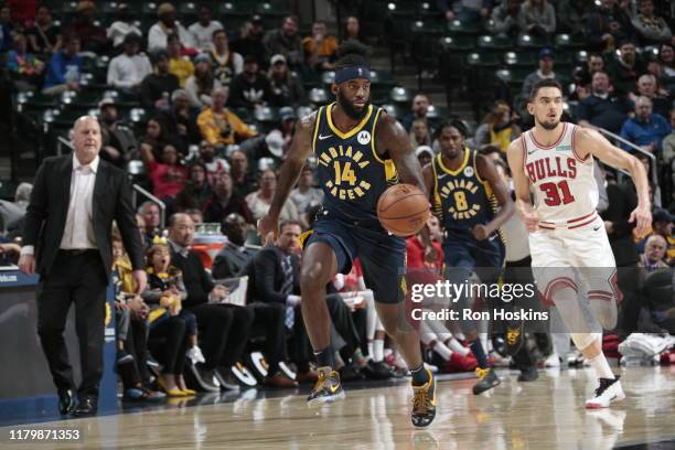 JaKarr Sampson of the Indiana Pacers handles the ball against the Chicago Bulls on November 3, 2019 at Bankers Life Fieldhouse in Indianapolis,...