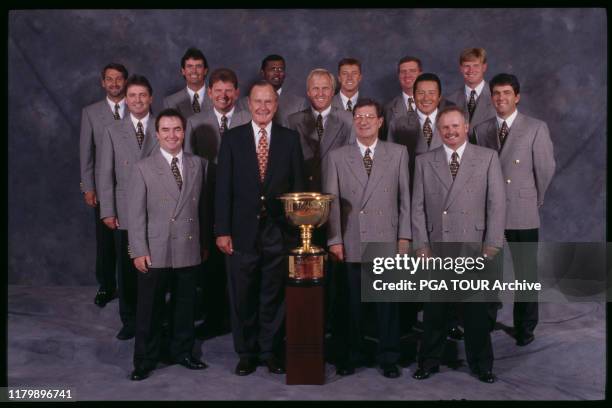 International Team - Frank Nobilo, Ian Baker-Finch, Vijay Singh, Robert Allenby, Steve Elkington, Ernie Els, Mark McNulty, Nick Price, Greg Norman,...