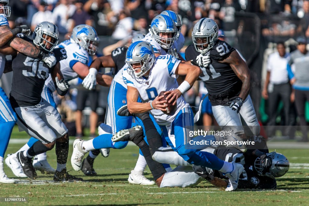 NFL: NOV 03 Lions at Raiders