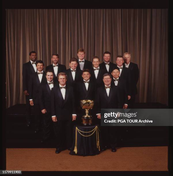 International Team - Stuart Appleby, Steve Elkington, Ernie Els, Carlos Franco, Shigeki Maruyama, Frank Nobilo, Greg Norman, Joe Ozaki, Craig Parry,...