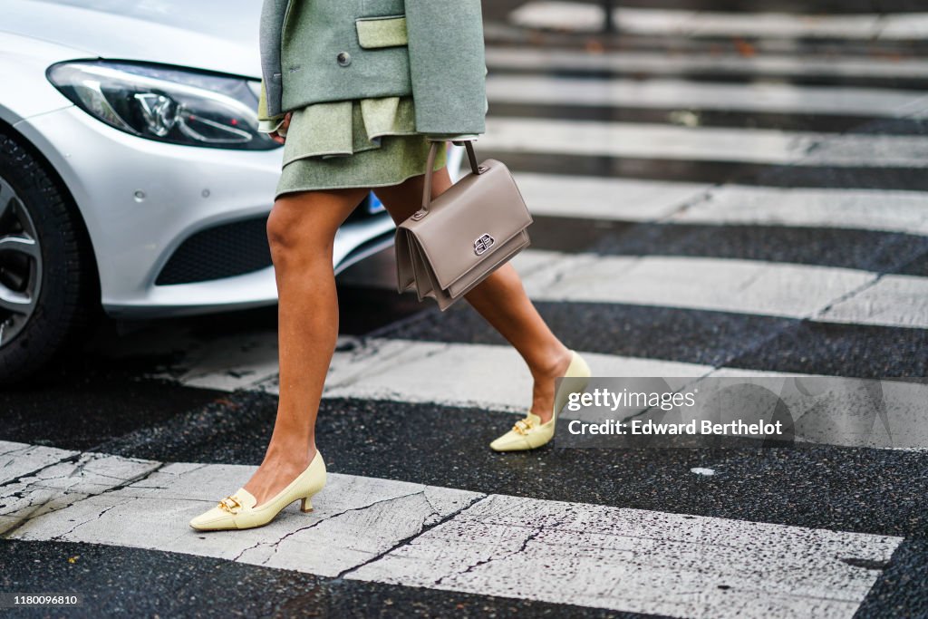 Street Style : Paris Fashion Week - Womenswear Spring Summer 2020 : Day Nine