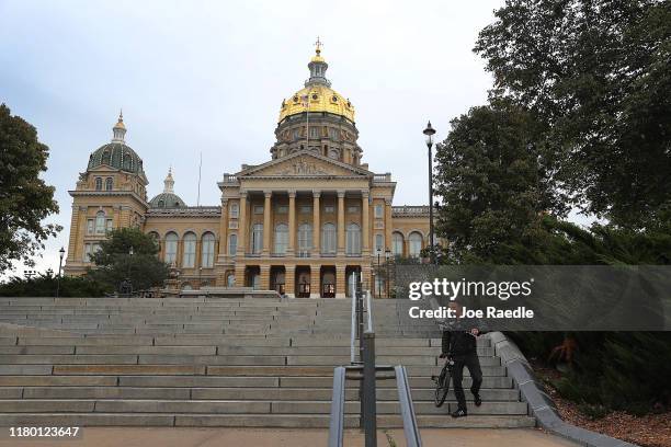 The Iowa State Capitol building is seen on October 09, 2019 in Des Moines, Iowa. The 2020 Iowa Democratic caucuses will take place on February 3...