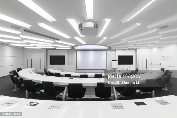 modern multi-media meeting room interior - classroom wide angle stock pictures, royalty-free photos & images