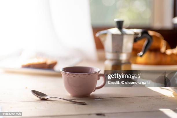 colazione a casa - breakfast table stock pictures, royalty-free photos & images