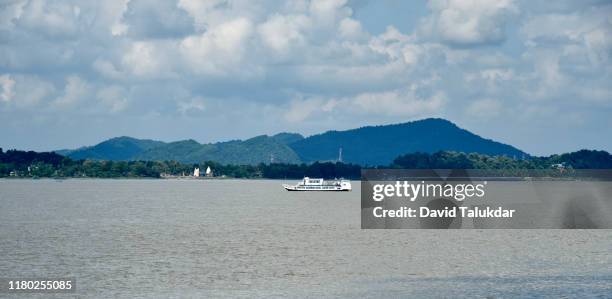 scenic beauty of brahmaputra river - guwahati stock-fotos und bilder