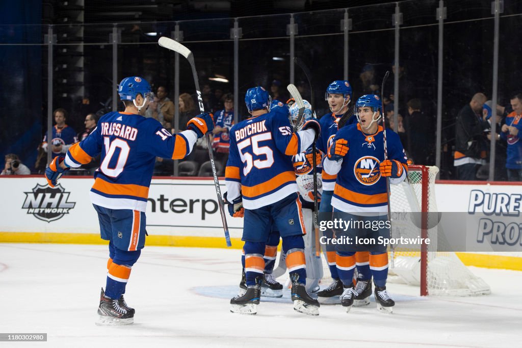 NHL: NOV 05 Senators at Islanders