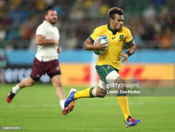 Will Genia of Australia scores his teams fourth try during the Rugby World Cup 2019 Group D game between Australia and Georgia at Shizuoka Stadium...