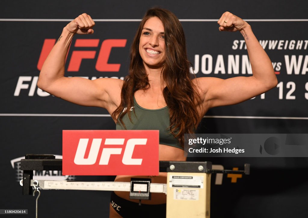 UFC Fight Night Joanna v Waterson: Weigh-Ins