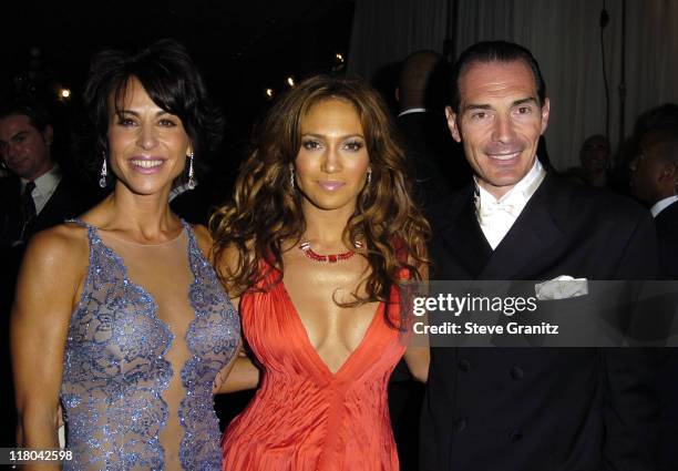 Giselle Fernandez-Farrand, Jennifer Lopez and MGM Chairman and CEO Alex Yemenidjian