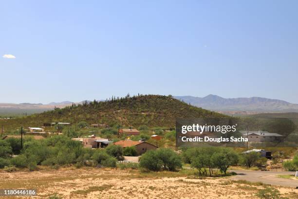 rural indian village - native american reservation stockfoto's en -beelden