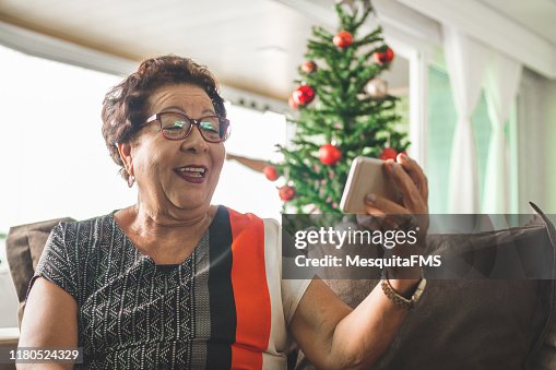 fotos e imágenes de Granny Christmas - Getty Images fotos e imágenes de Granny Christmas - Getty Images