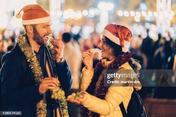 christmas in spain - uva imagens e fotografias de stock